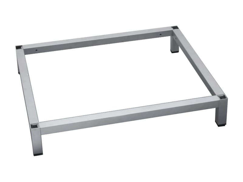 Square profile for plint frame schema