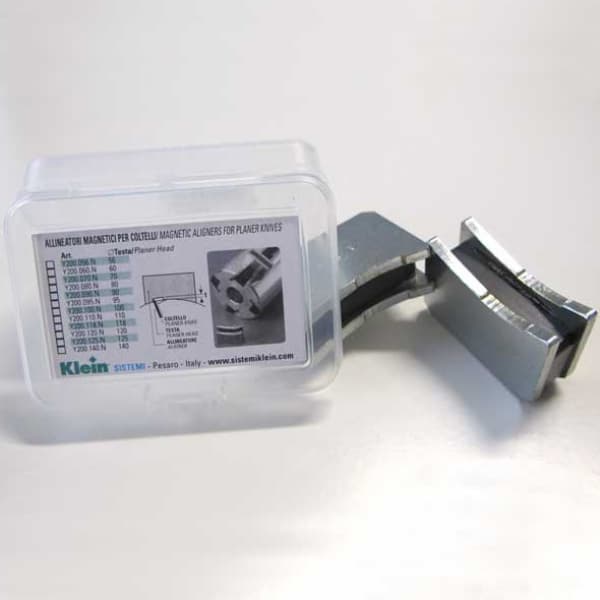 Magnetic aligners for planer knives schema