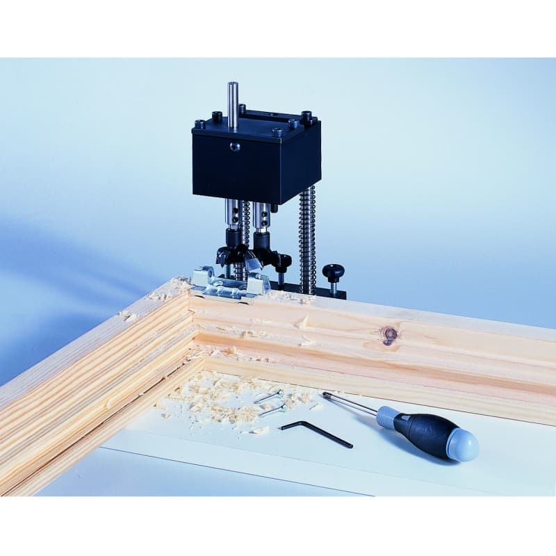 Special devices for angular hinges inserting schema