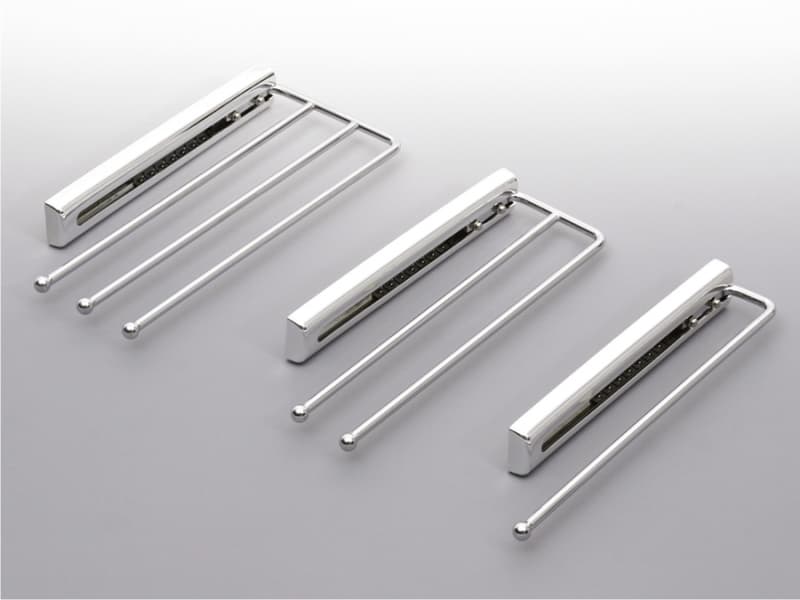 Pull-out towel hanger  main image