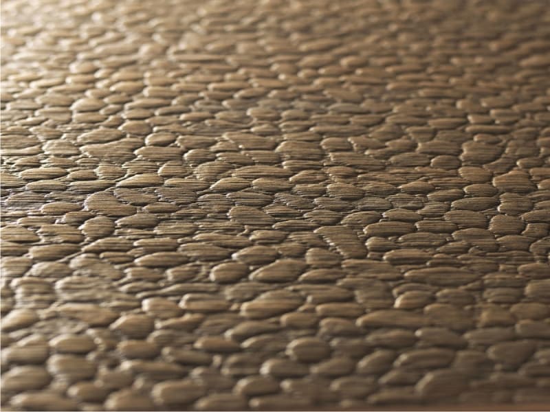 Veneered move G main image