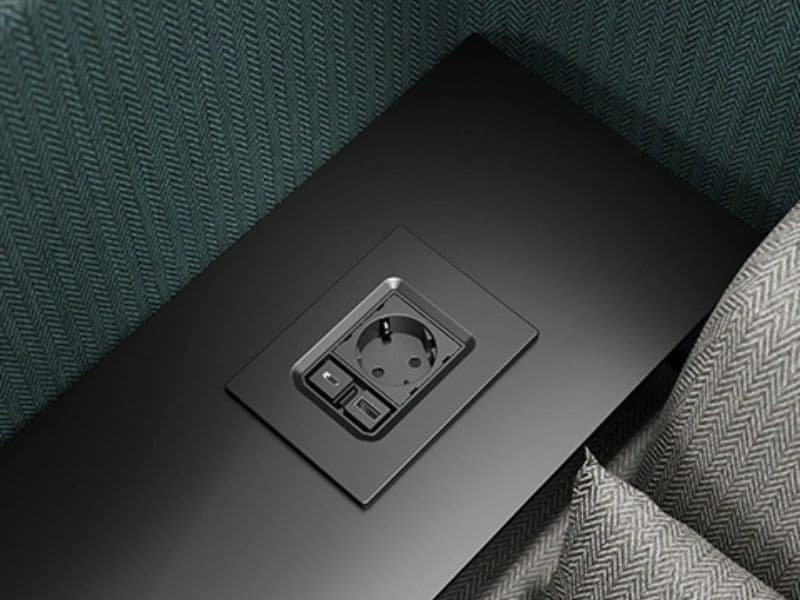 VersaPAD Powerdock with sliding covers (1Power sockets + 1 RJ45 + 2 USB) schema