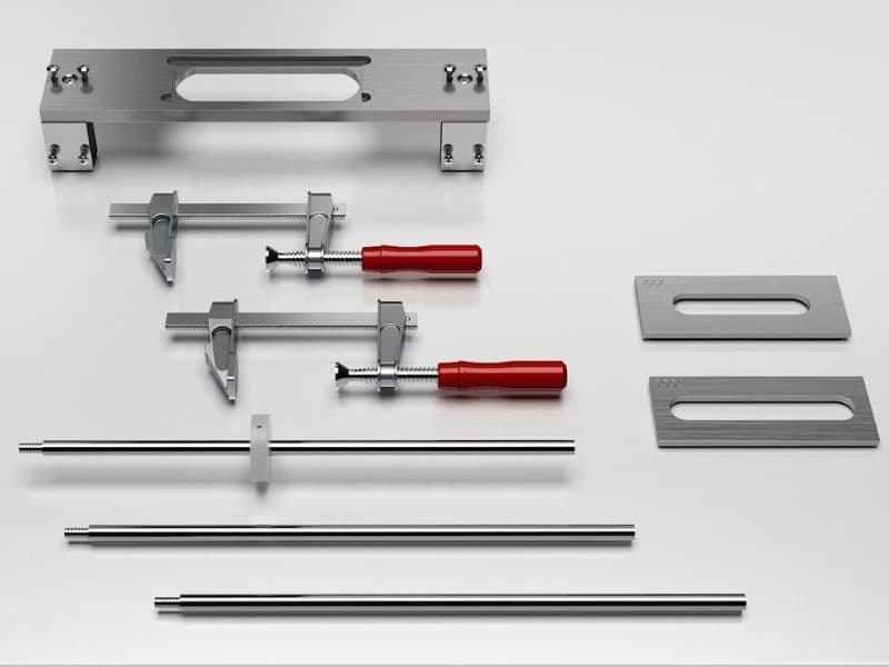 Piercing device for hinges main image